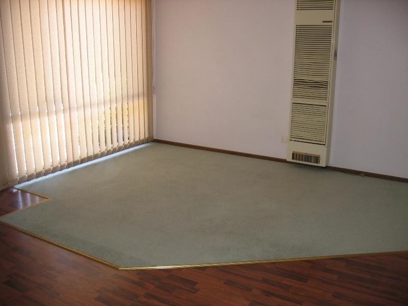 1/30 Clarey Avenue, Seymour VIC 3660