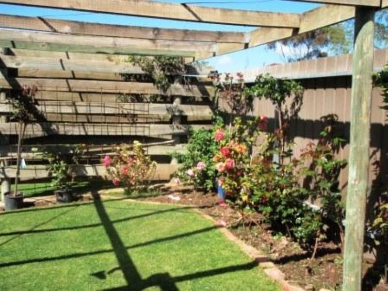 22 Delhi Street, Seymour VIC 3660