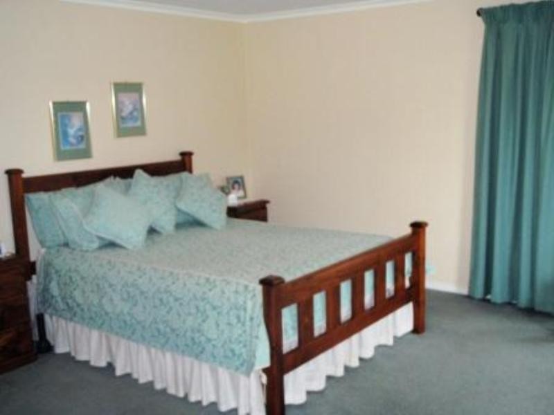 52 Morison Road, Seymour VIC 3660