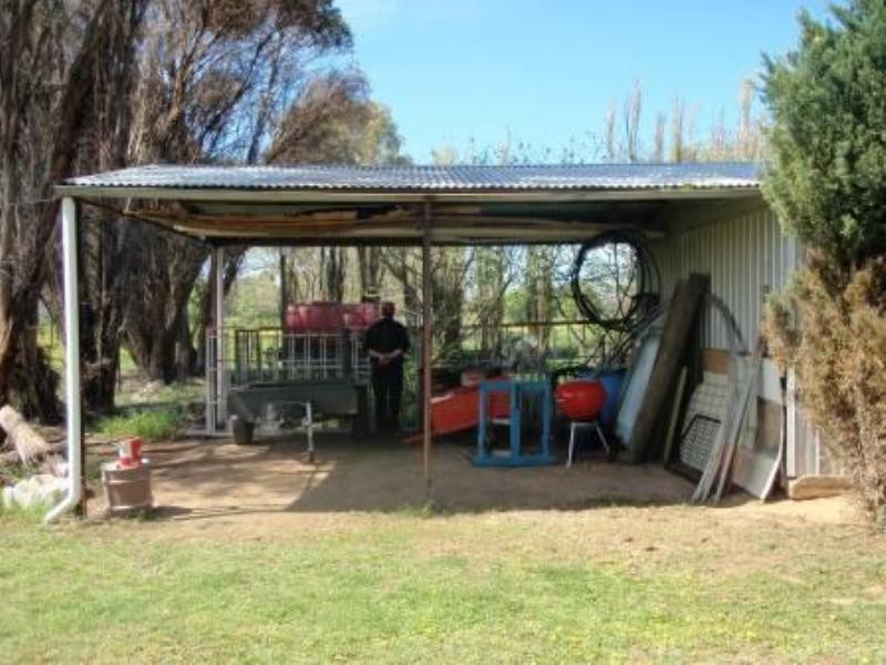52 Morison Road, Seymour VIC 3660