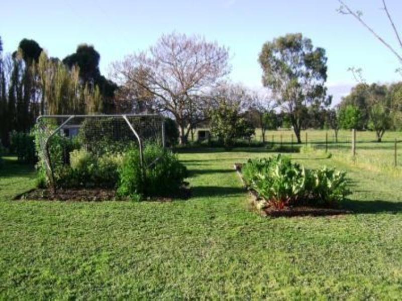 52 Morison Road, Seymour VIC 3660