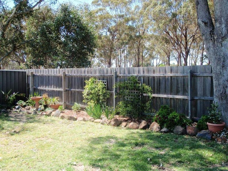 32 Martindale Crescent, Seymour VIC 3660