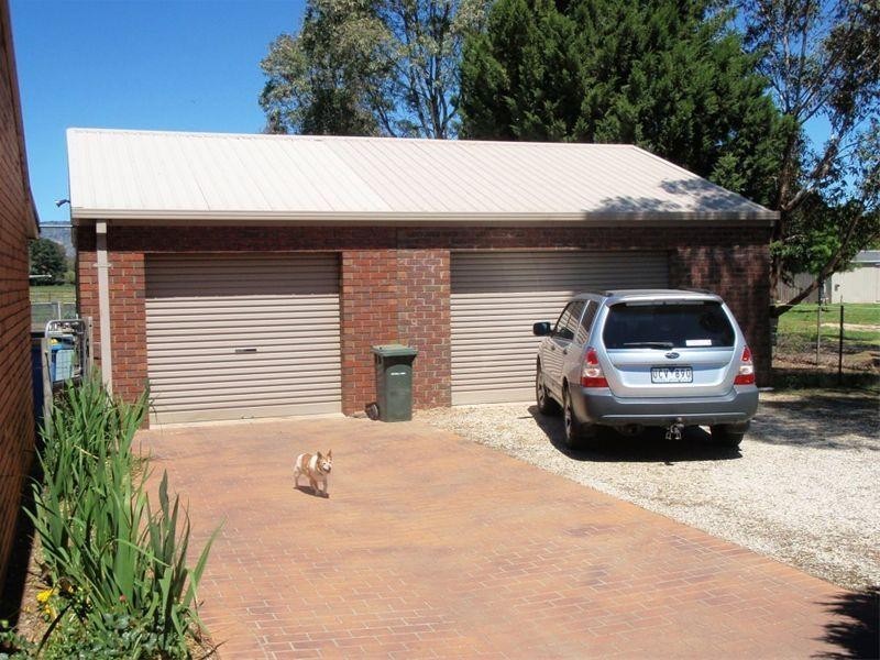 10 Allara Court, Seymour VIC 3660