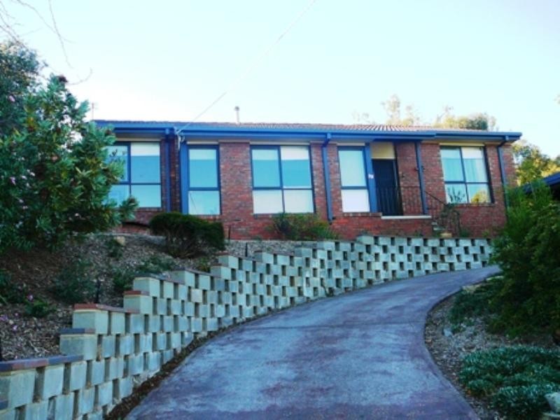 29 Hanley Crescent, Seymour VIC 3660