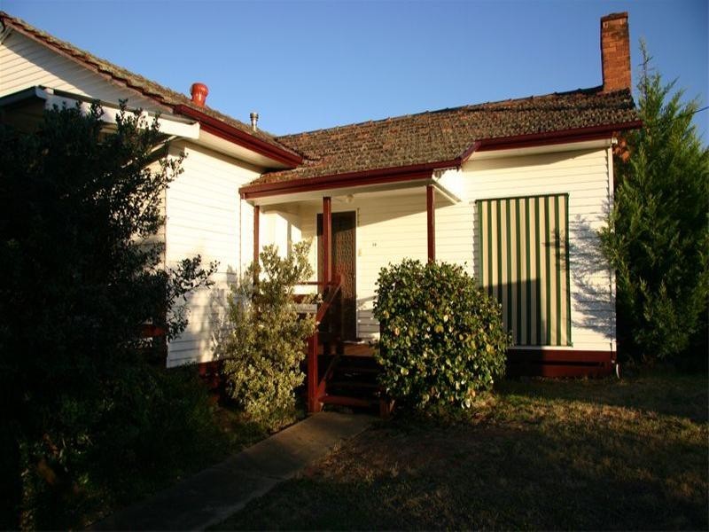 19 Delhi Street, Seymour VIC 3660