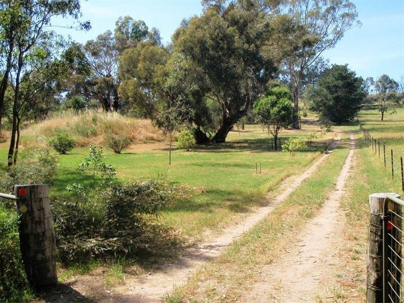 7963 Goulburn Valley Highway, Trawool VIC 3660