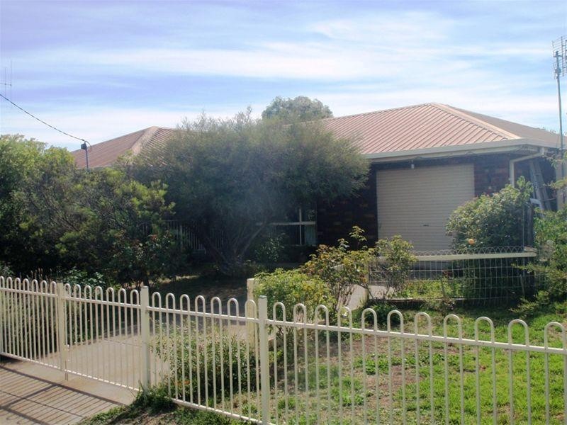 2 Avenel Road, Seymour VIC 3660