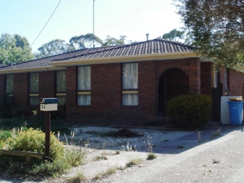 84 Redbank Road, Seymour VIC 3660
