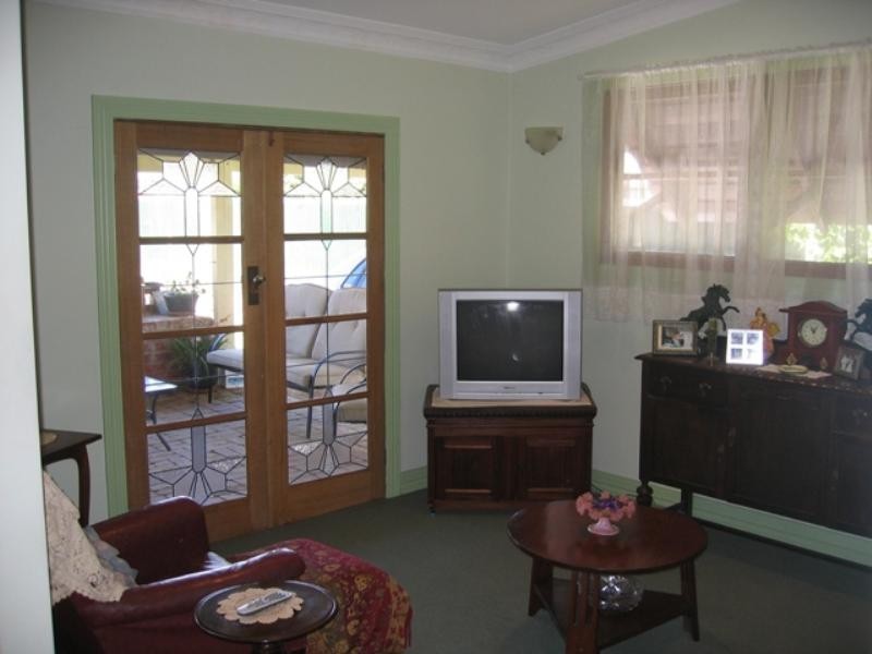 36 Anzac Avenue, Seymour VIC 3660