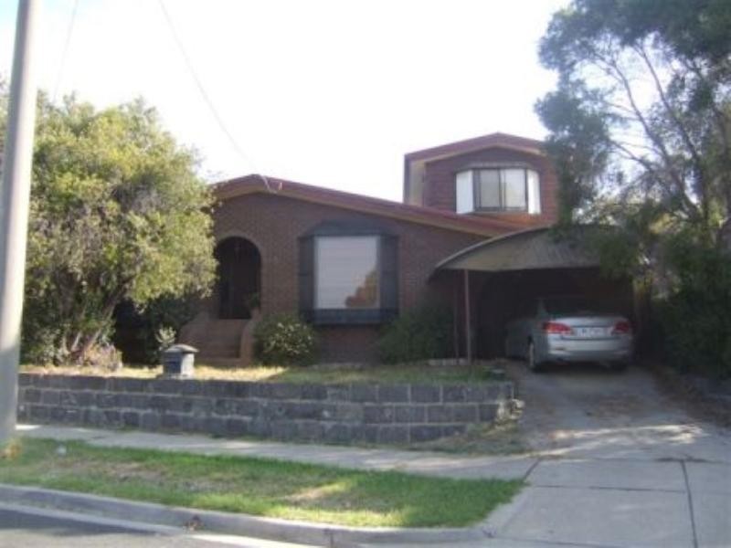 5 Hanley Crescent, Seymour VIC 3660