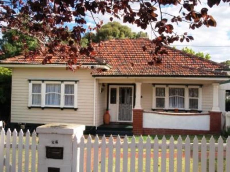 26 Park Street, Seymour VIC 3660