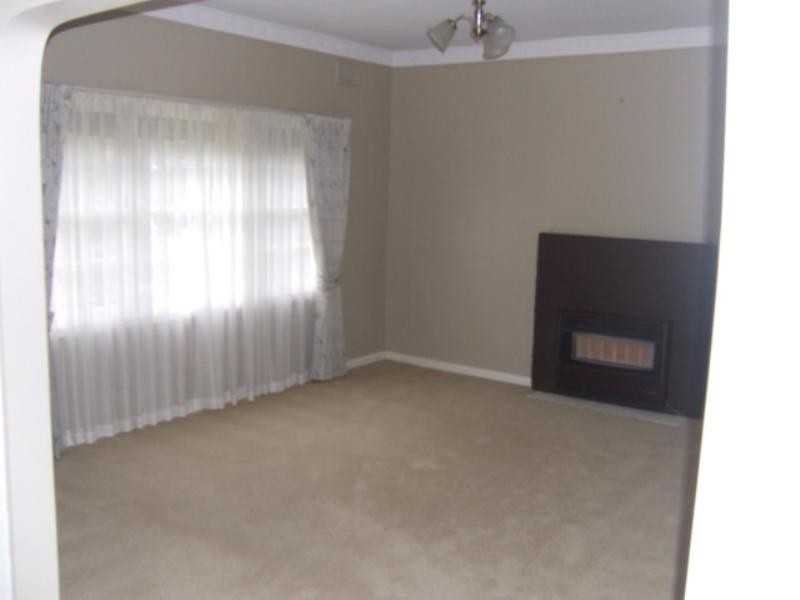 3 Grattan Street, Seymour VIC 3660