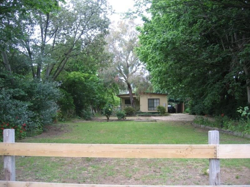 25 Bank Street, Avenel VIC 3664