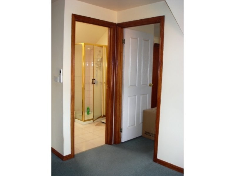 32 Monash Drive, Seymour VIC 3660