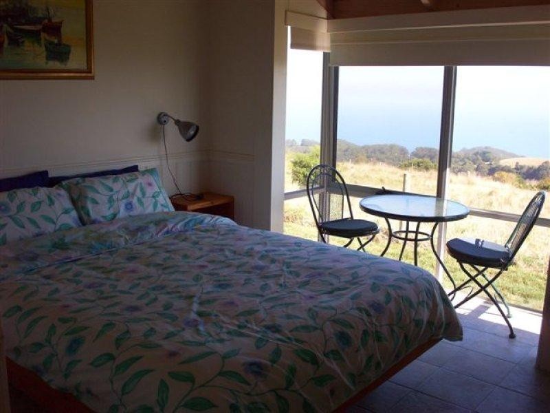 660 Skenes Creek Road, Apollo Bay VIC 3233