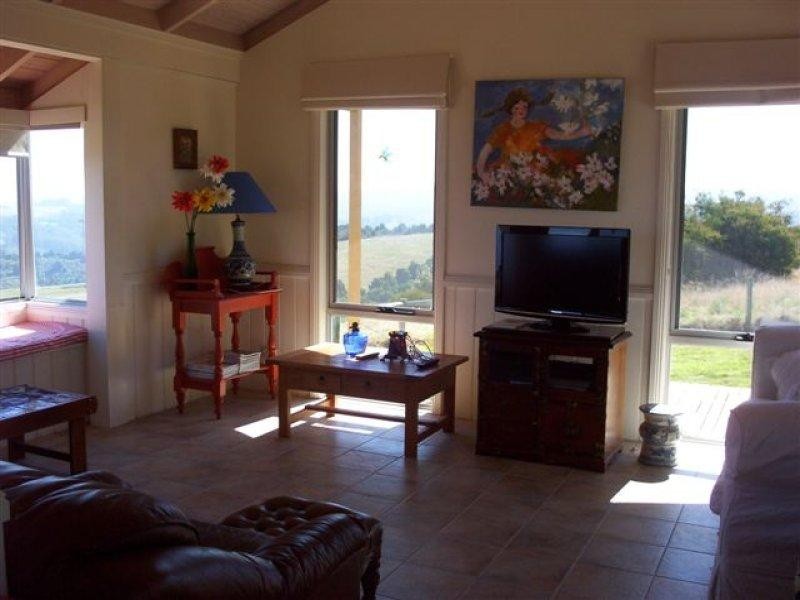 660 Skenes Creek Road, Apollo Bay VIC 3233