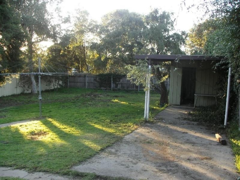 66 Chisholm Crescent, Seymour VIC 3660