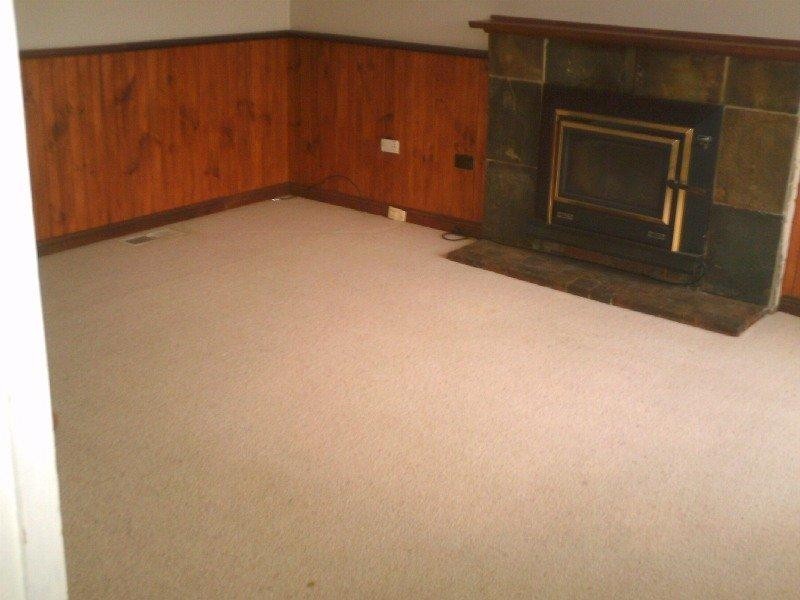 27 Delhi Street, Seymour VIC 3660