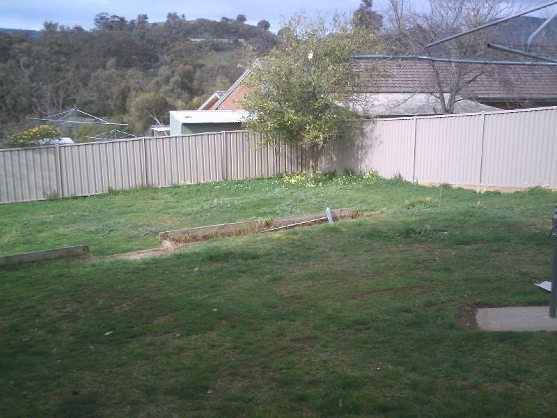 1 Clarey Avenue, Seymour VIC 3660
