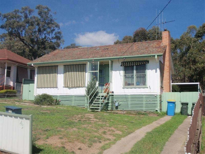 43 Chisholm Crescent, Seymour VIC 3660