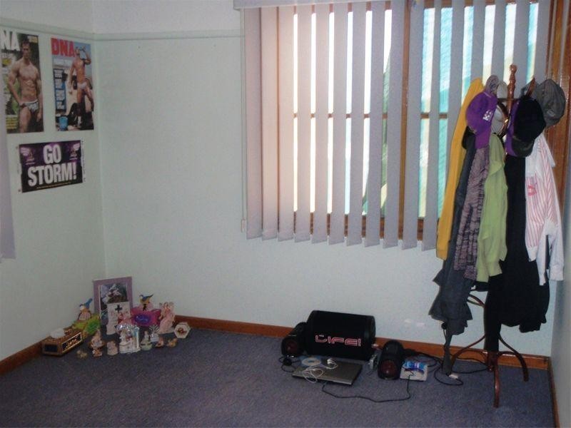 43 Chisholm Crescent, Seymour VIC 3660