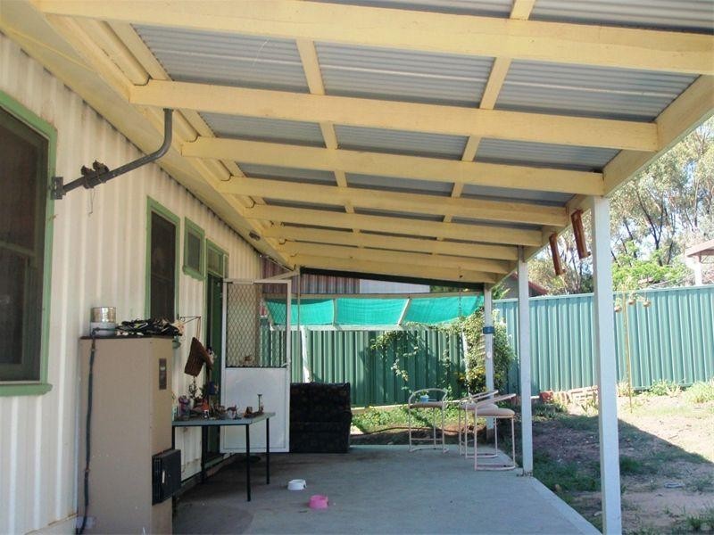 43 Chisholm Crescent, Seymour VIC 3660