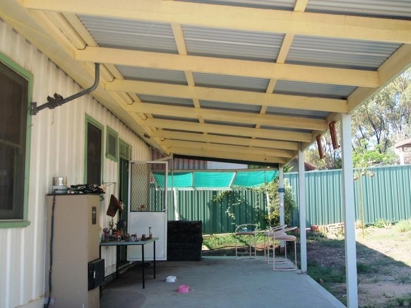 43 Chisholm Crescent, Seymour VIC 3660