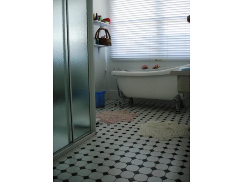 72 High Street, Seymour VIC 3660