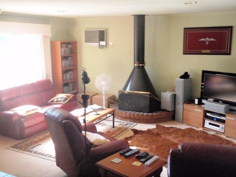 7 Mallett Court, Seymour VIC 3660