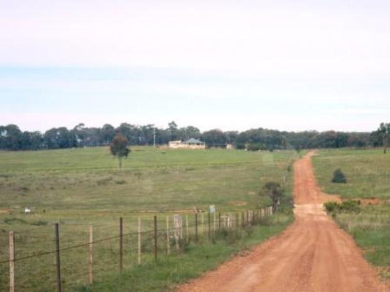 1105 Seymour Tooborac Road, Seymour VIC 3660