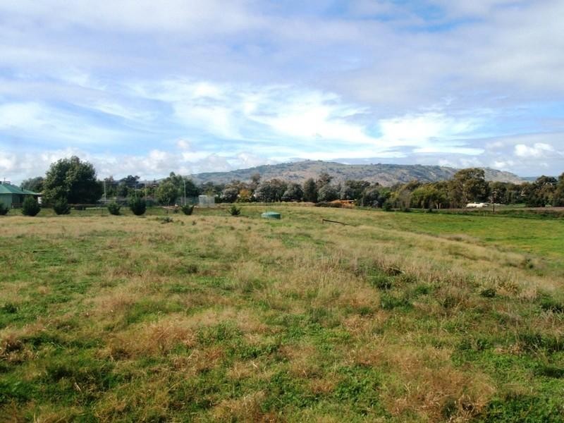 239 Ewings Road, Avenel VIC 3664