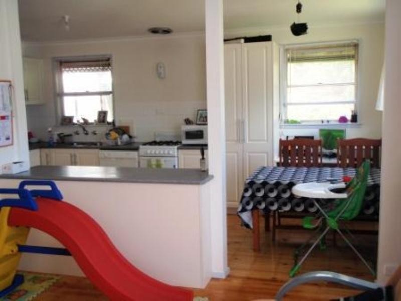 54 Martindale Crescent, Seymour VIC 3660