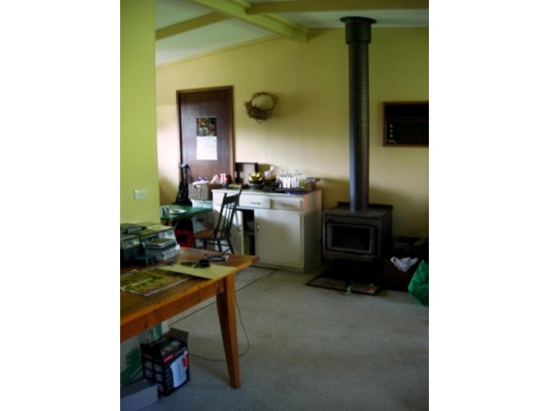 30 Crichton Street, Avenel VIC 3664