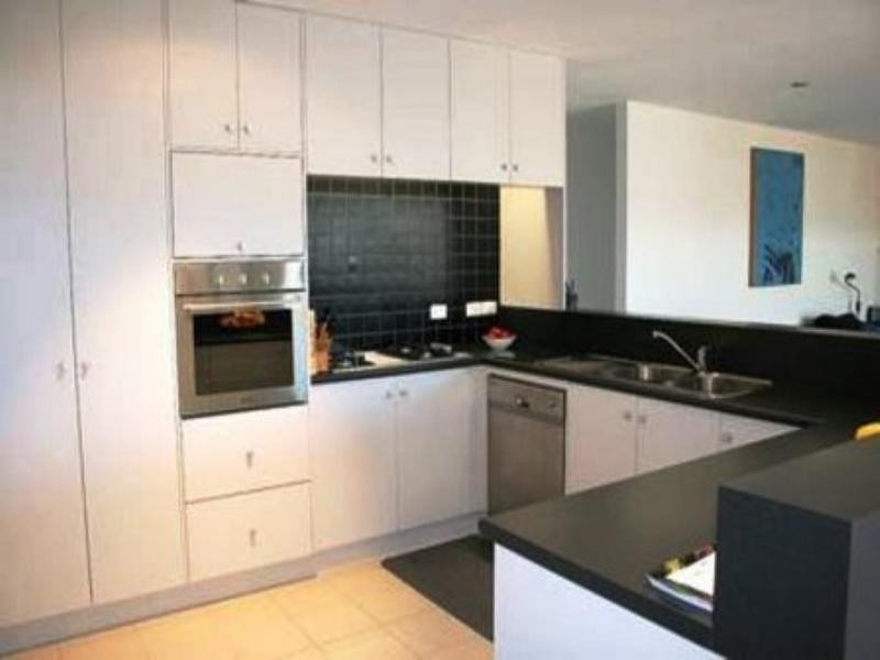 18 Waugh Court, Leopold VIC 3224