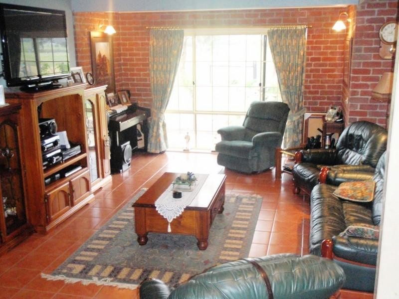 25 Ryan Court, Seymour VIC 3660