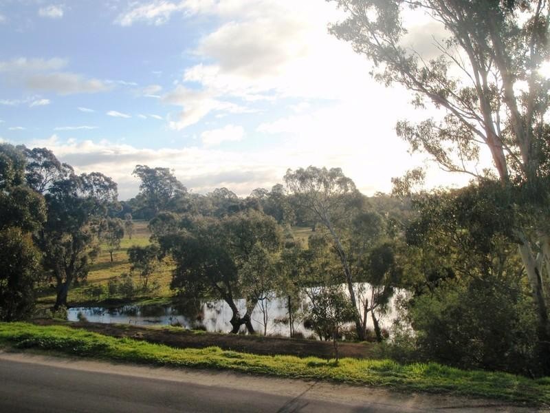 33 Gordon Crescent, Seymour VIC 3660