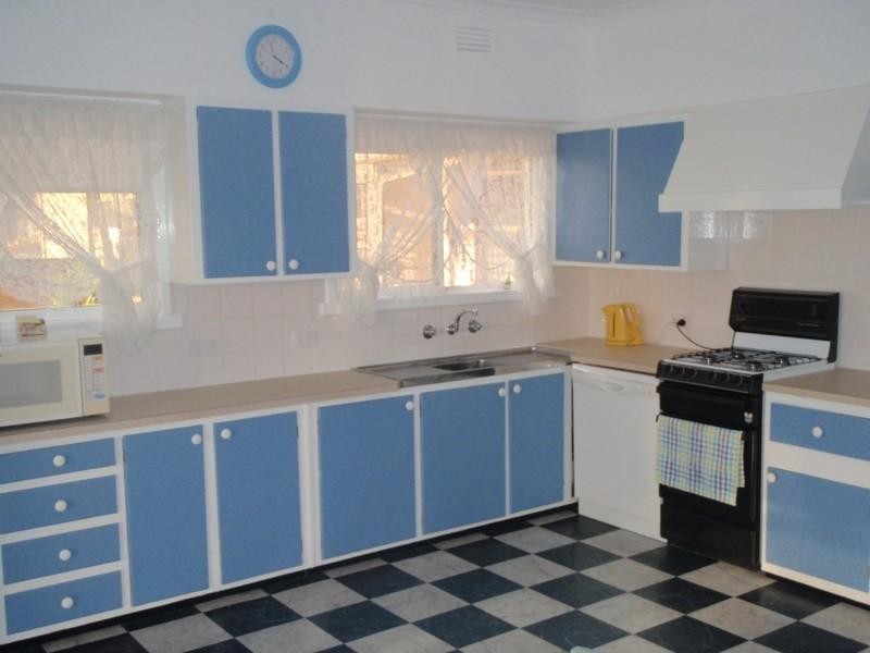 33 Gordon Crescent, Seymour VIC 3660