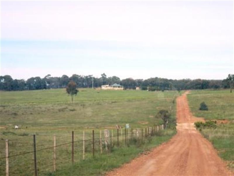 1105 Seymour Tooborac Road, Seymour VIC 3660