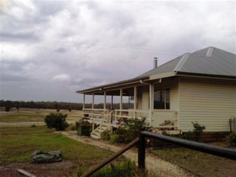 1105 Seymour Tooborac Road, Seymour VIC 3660