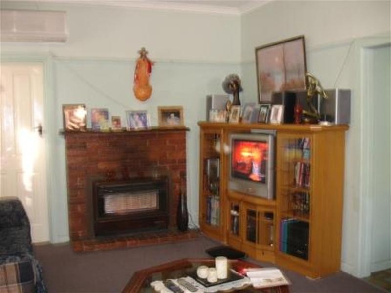 53 Anglesey Street, Seymour VIC 3660