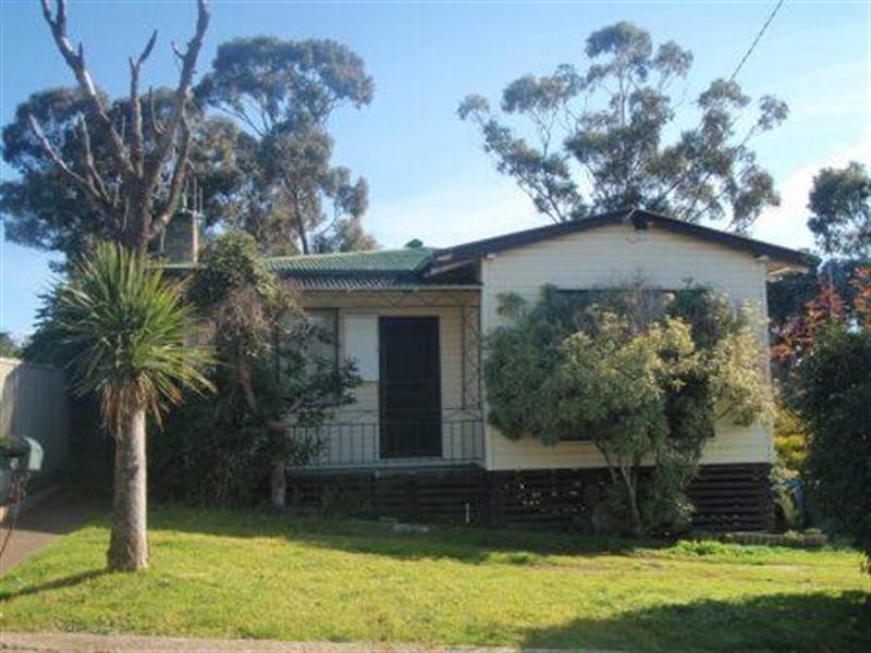 6 Chisholm Crescent, Seymour VIC 3660