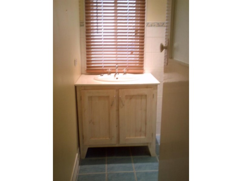 19 Delhi Street, Seymour VIC 3660