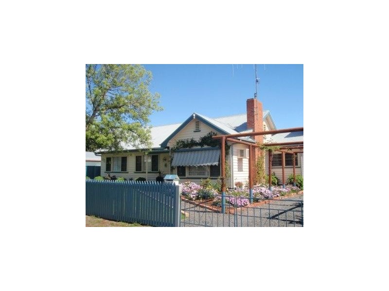 4 Alfred Street, Seymour VIC 3660