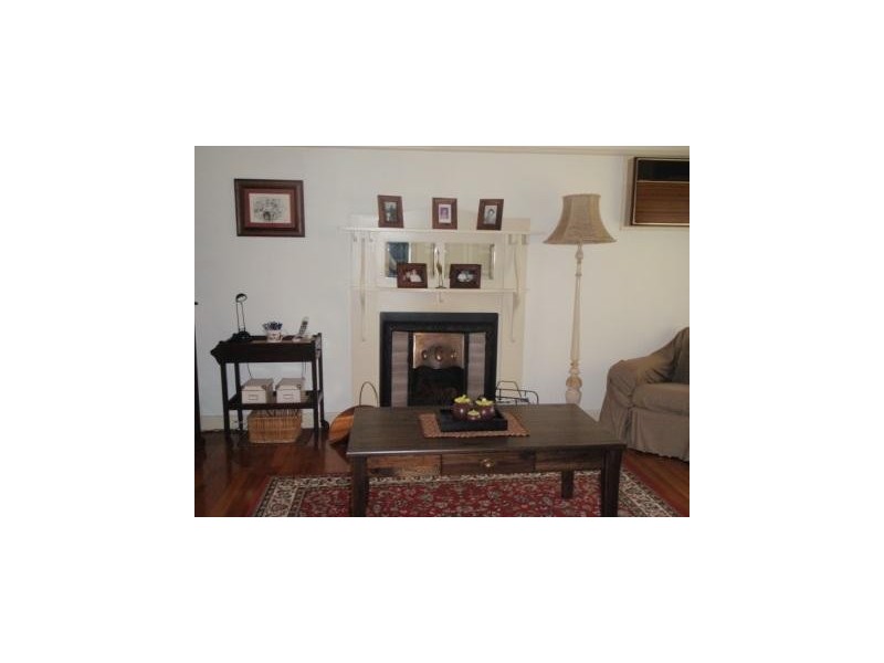 4 Alfred Street, Seymour VIC 3660