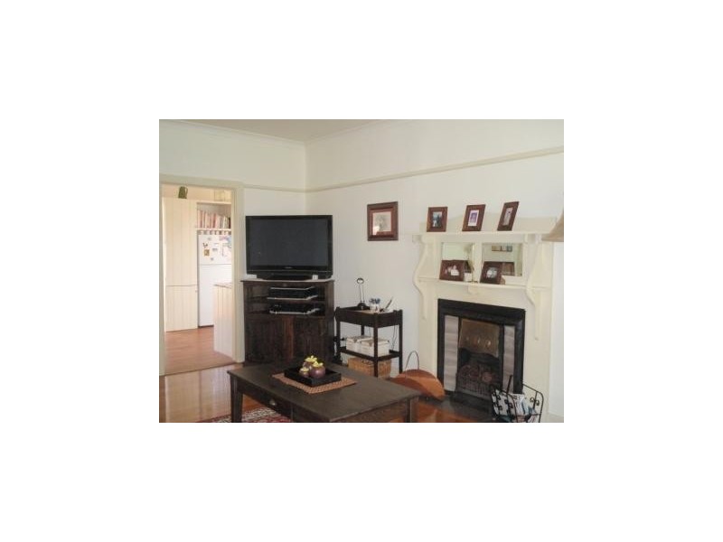 4 Alfred Street, Seymour VIC 3660