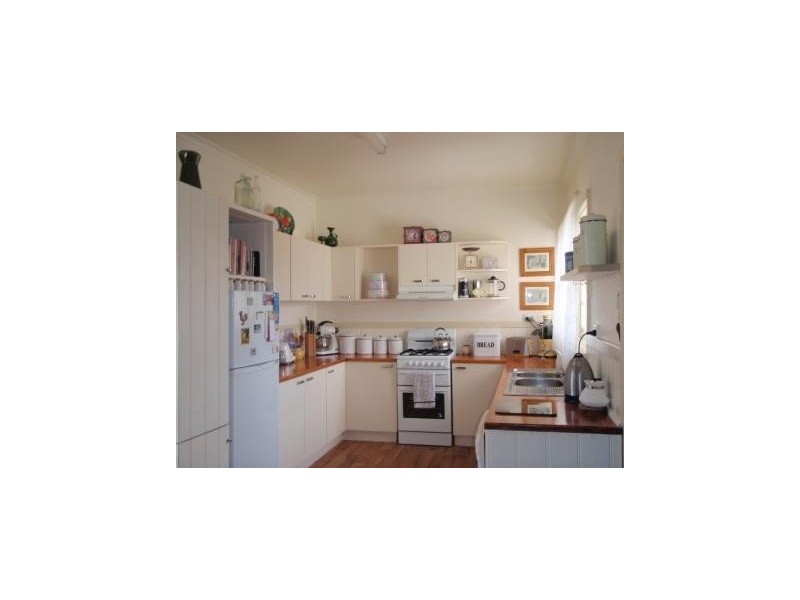 4 Alfred Street, Seymour VIC 3660