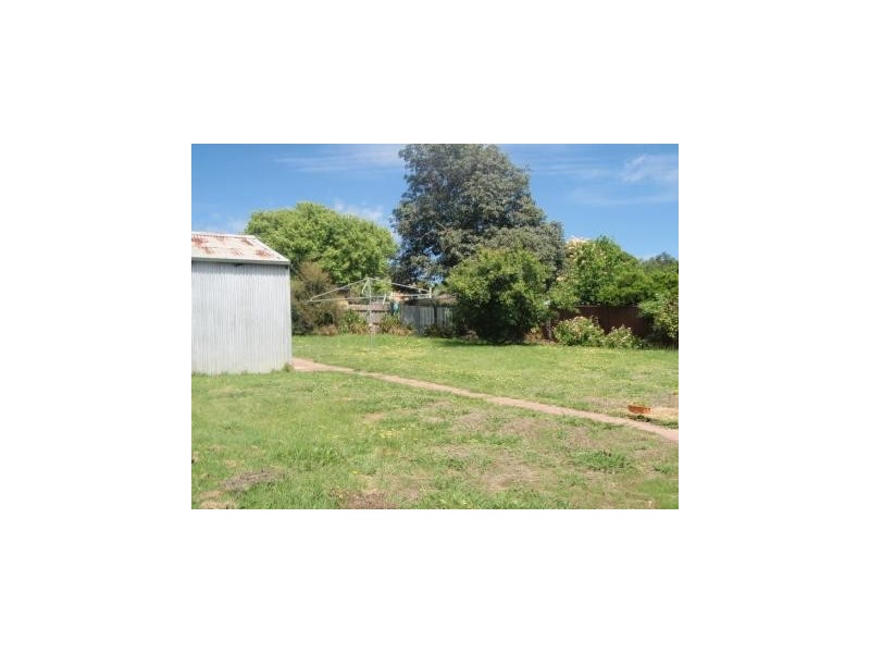 22 Stewart Street, Seymour VIC 3660