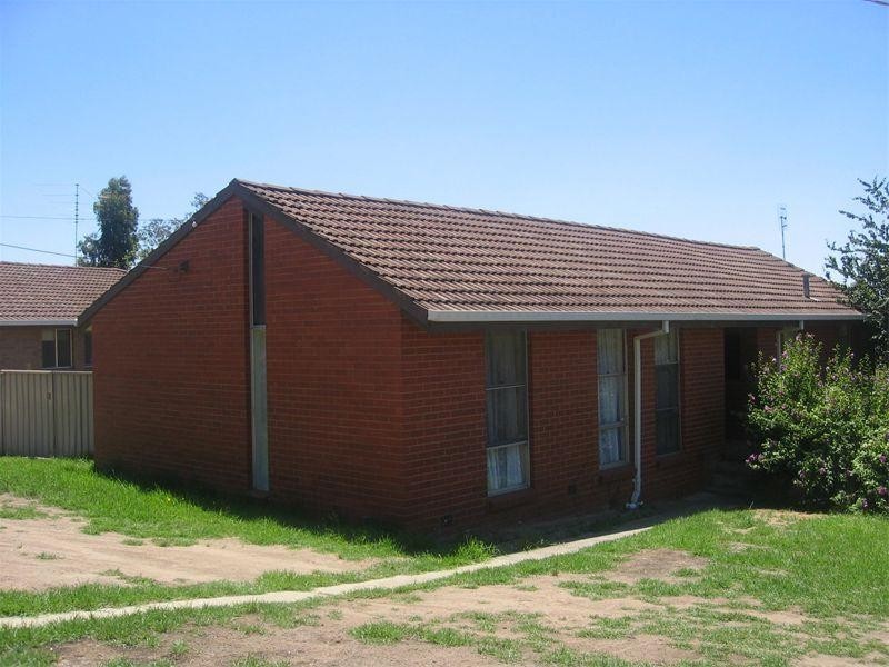 7 Kitchener Crescent, Seymour VIC 3660