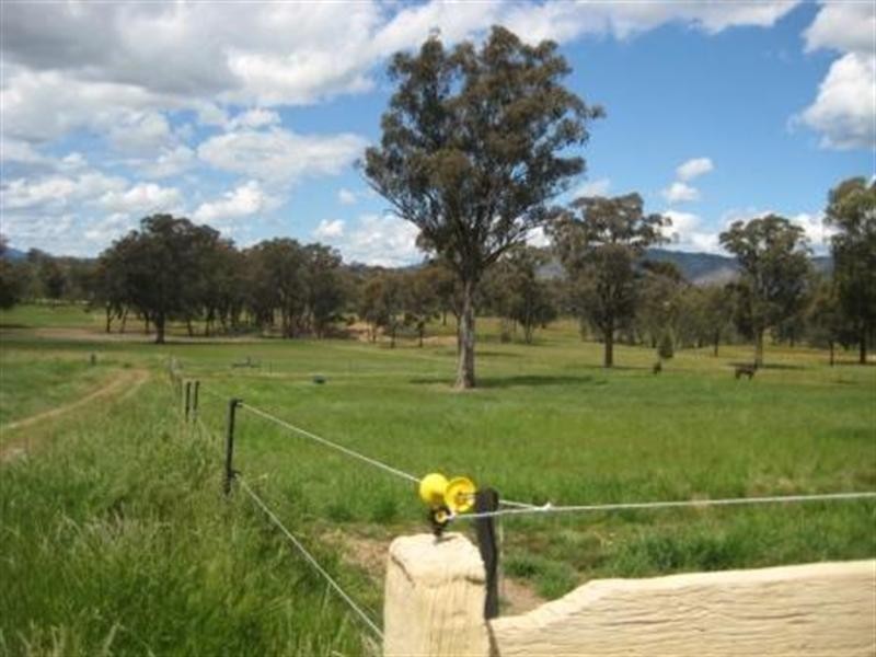 85 Dawe Road, Seymour VIC 3660