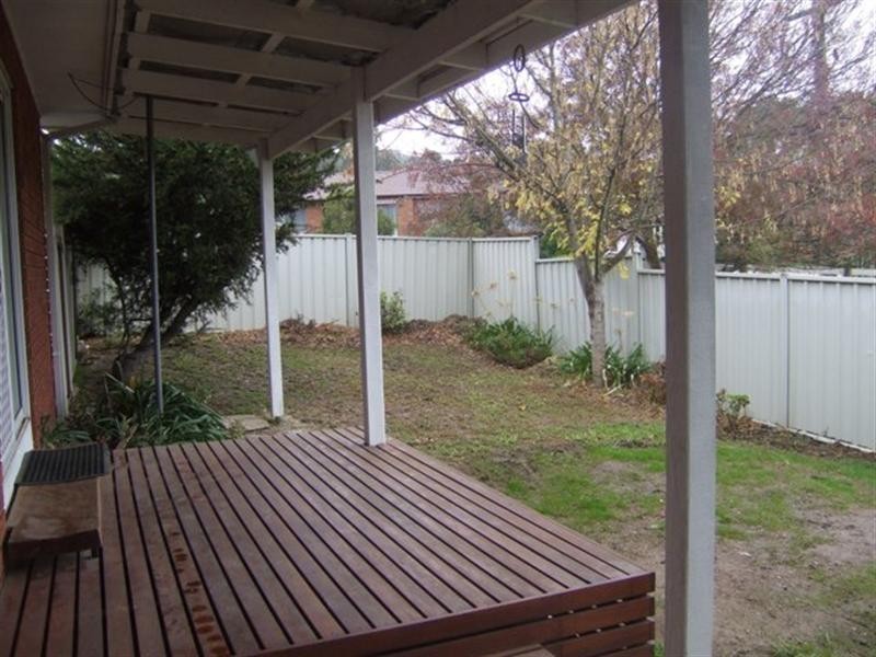 1 Priestley Crescent, Seymour VIC 3660